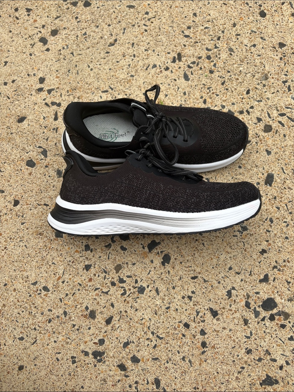 Orthofeet sneakers size 9 extra wide